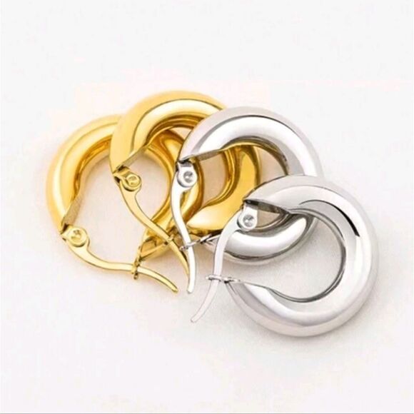 3 for $26 Gold Hoop Earrings ✨ - Picture 2 of 4